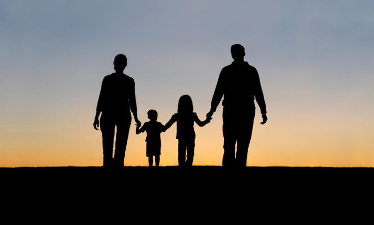 Com abordar la sexualitat dels nostres fills i filles des de la infància a l’adolescència